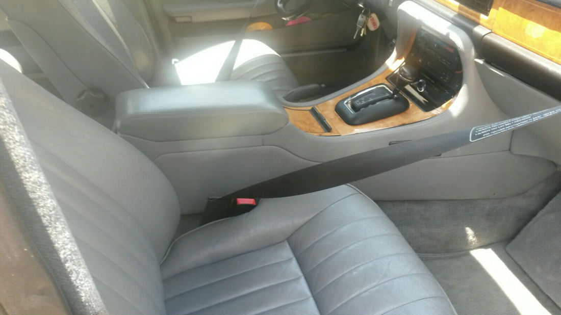1989 Jaguar XJ6 - photo 8