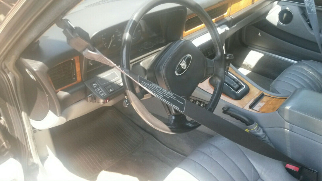 1989 Jaguar XJ6 - photo 9