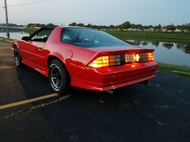 1991 Chevrolet Camaro RS - photo 3