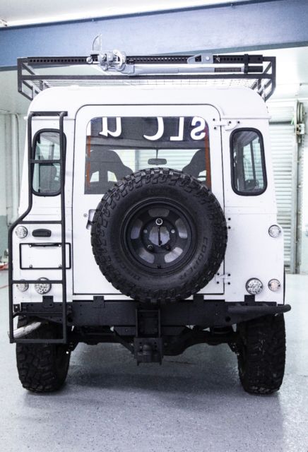 1992 Land Rover Defender ReUpholstered Leather & Cloth - photo 3
