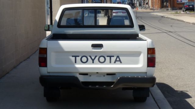 1992 Toyota Pickup - photo 8