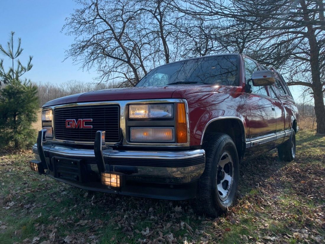 Super clean and well maintained 36K original miles elderly owned 1991 GMC Sierra 1500 SLE