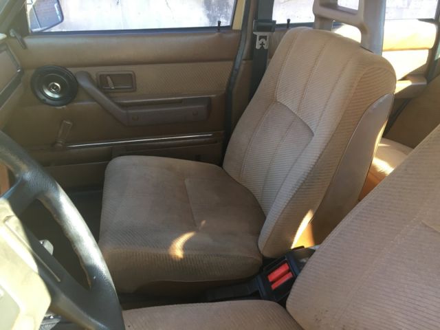 1985 Volvo 240 dl - photo 12