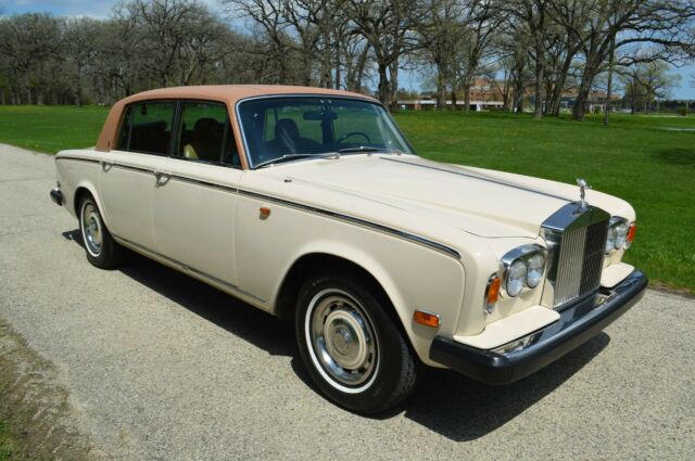 1975 Rolls-Royce Silver Shadow - Long Wheel Base ("LWB") - photo 12