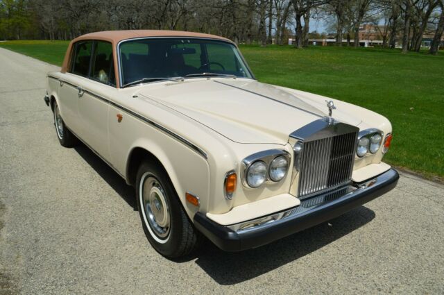 1975 Rolls-Royce Silver Shadow - Long Wheel Base ("LWB") - photo 2