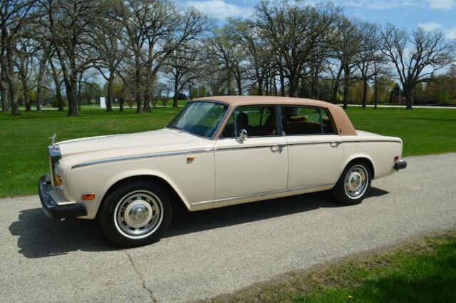 1975 Rolls-Royce Silver Shadow - Long Wheel Base ("LWB") - photo 5