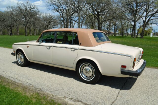 1975 Rolls-Royce Silver Shadow - Long Wheel Base ("LWB") - photo 7