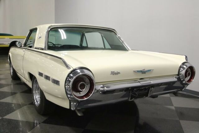 1962 Ford Thunderbird -- - photo 11