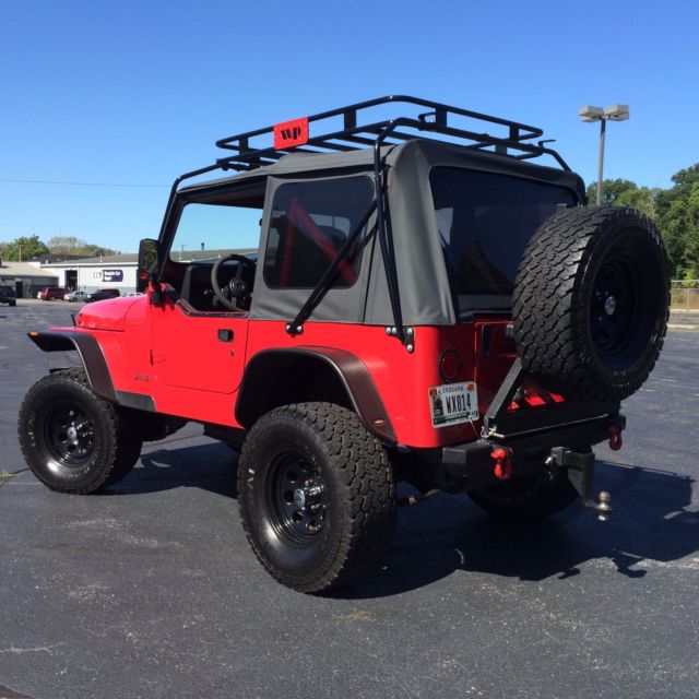 Super clean Jeep Wrangler 4x4 1991 Jeep Wrangler