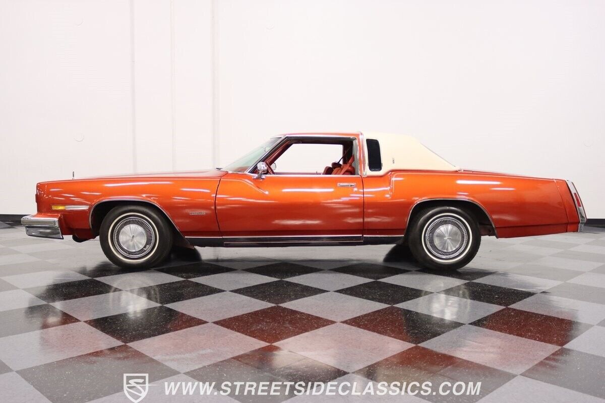 1977 Oldsmobile Toronado Brougham - photo 3