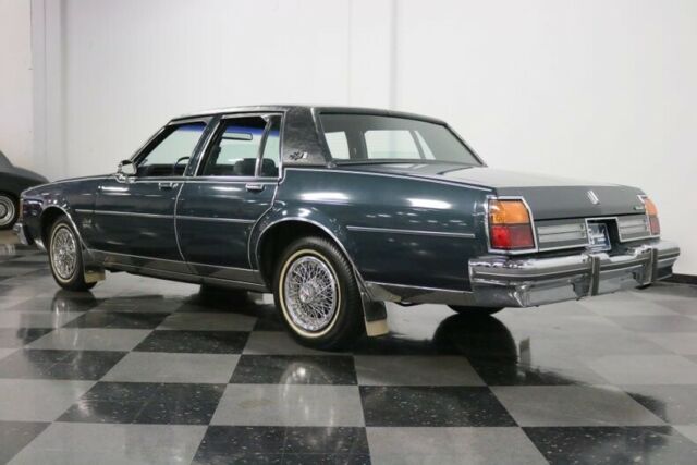 1985 Oldsmobile Eighty-Eight Royale Brougham - photo 10