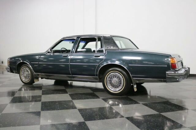 1985 Oldsmobile Eighty-Eight Royale Brougham - photo 9
