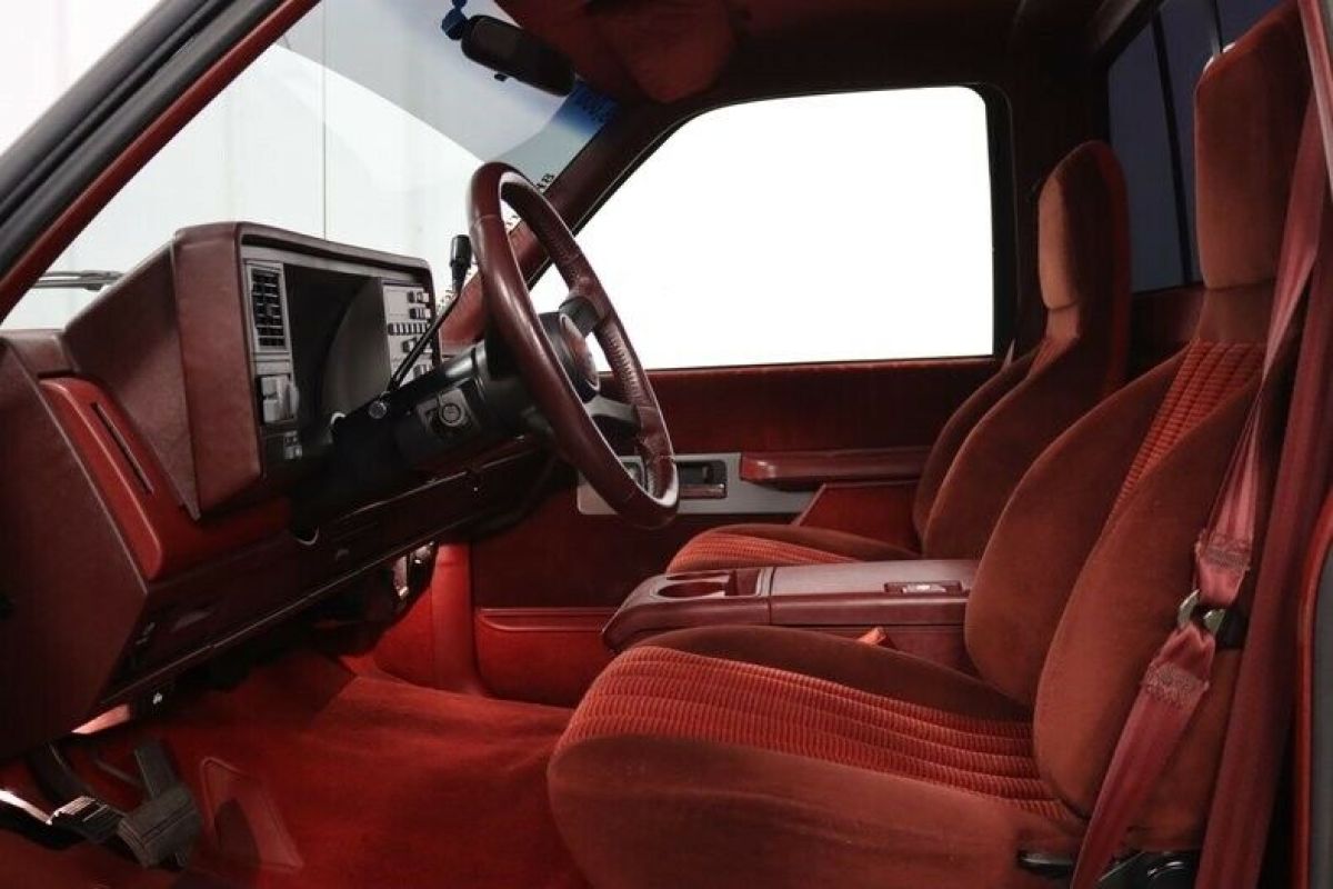 1990 Chevrolet C/K Pickup 1500 454 SS - photo 5