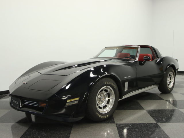 SUPER CLEAN & WELL MAINTAINED C3, AUTO, ICE COLD R134a A/C, GREAT COLOR COMBO!! 1982 Chevrolet Corvette
