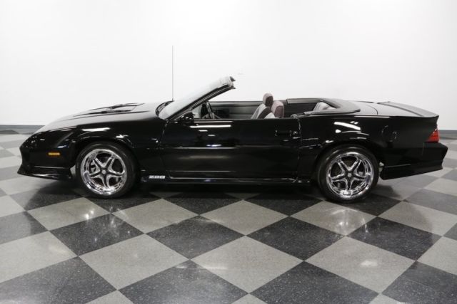 1991 Chevrolet Camaro Z/28 Convertible - photo 9