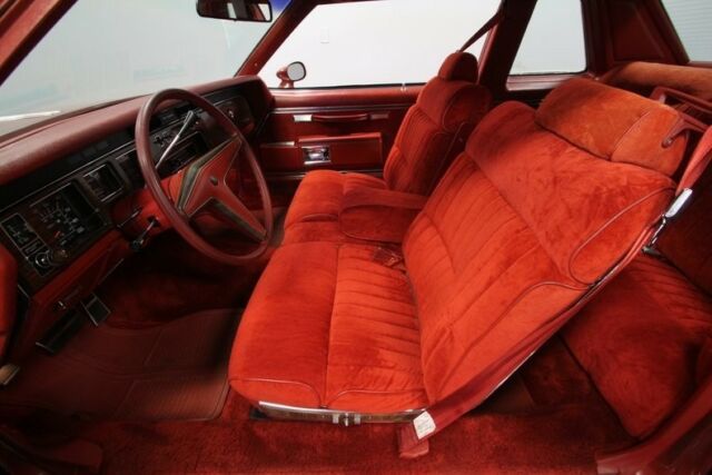 1977 Pontiac Bonneville Brougham - photo 5