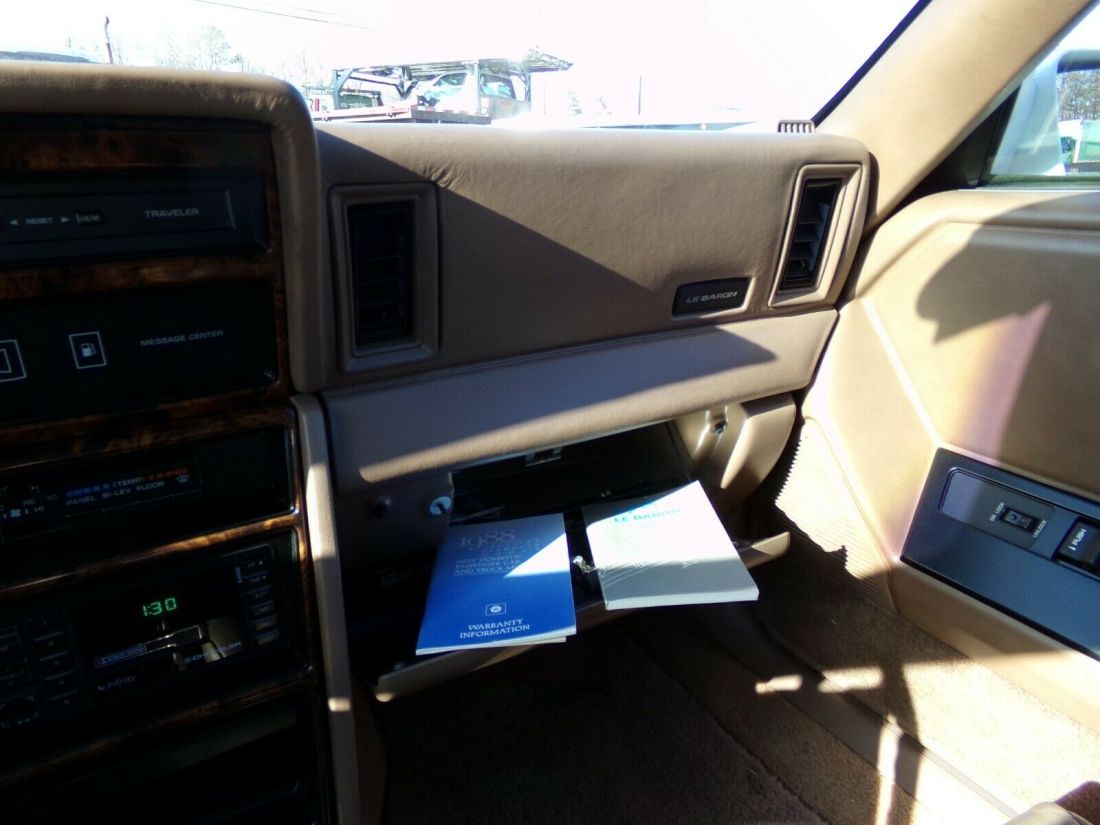 1988 Chrysler LeBaron - photo 7