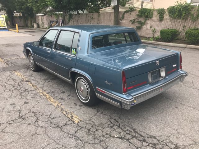 1986 Cadillac DeVille - photo 4
