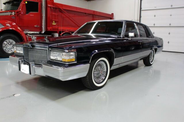 Super Mint Original Low Mileage Cadillac Brougham only 33,000 miles 1992 Cadillac Brougham