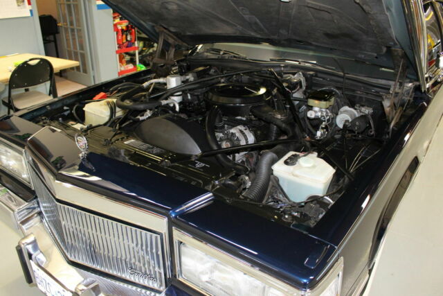 1992 Cadillac Brougham - photo 5