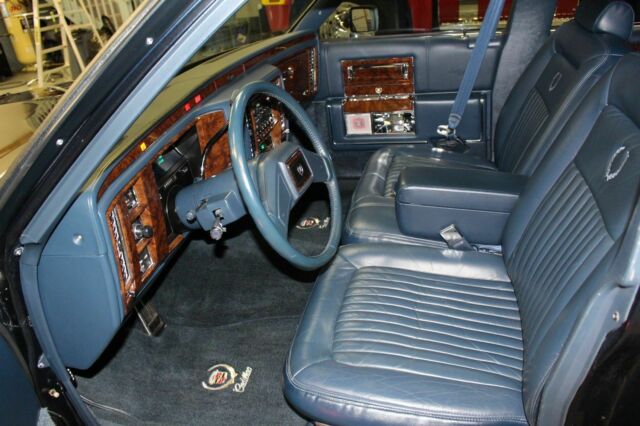 1992 Cadillac Brougham - photo 7