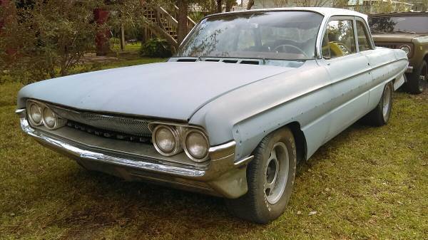 1961 Oldsmobile Eighty-Eight DYNAMIC 88 - photo 2