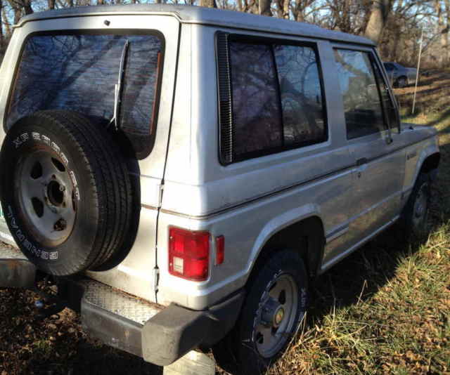1987 Mitsubishi Montero n/a - photo 5