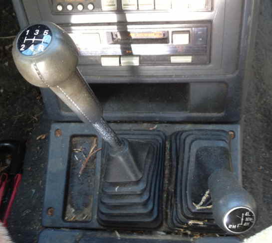 1987 Mitsubishi Montero n/a - photo 7