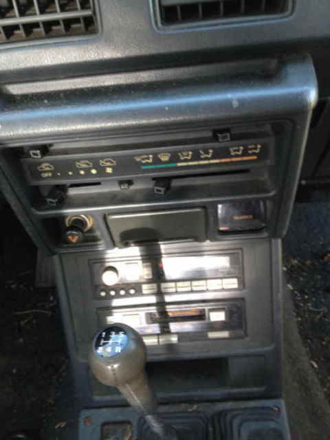 1987 Mitsubishi Montero n/a - photo 8