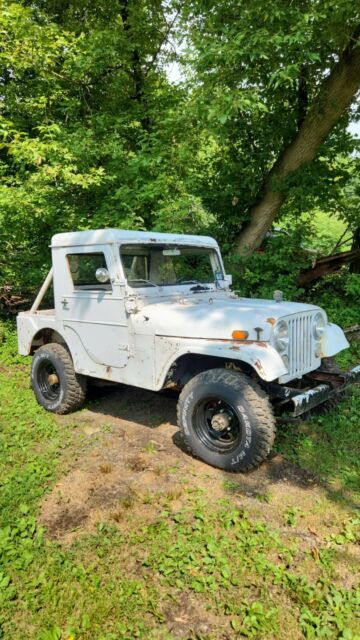 Super Rare Jeep Camper from the 1960s. Warn Overdrive. 4:88 gears. Half Cab 1970 Jeep CJ