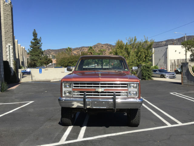 1986 Chevrolet C/K Pickup 2500 SILVERADO - photo 2