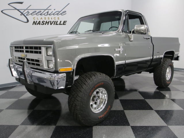 SUPER SLICK, EXCELLENT PAINT, ORIGINAL 350 TBI TRUCK, A/C, A REAL HEAD TURNER! 1987 Chevrolet Silverado 1500