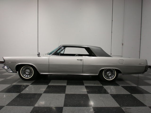 1963 Pontiac Grand Prix - photo 2