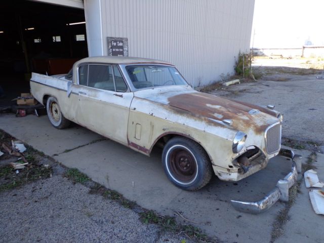 1956 Studebaker GOLDEN HAWK TWO DOOR HARD TOP - photo 2