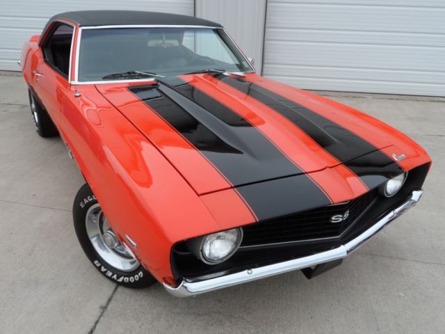 SUPER SPORT HUGGAR ORANGE 396/350 HP BIG BLOCK MUNCIE M22 4 SPEED TACH GAUGES 1969 Chevrolet Camaro SS396 SUPER SPORT