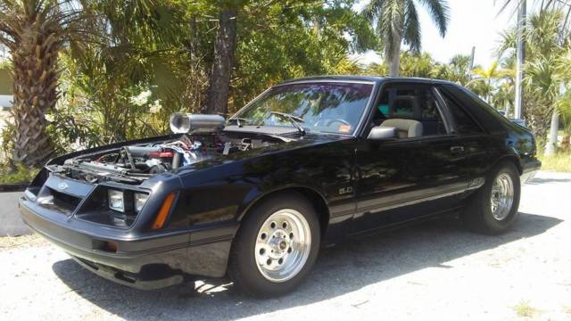 1985 Ford Mustang GT - photo 2