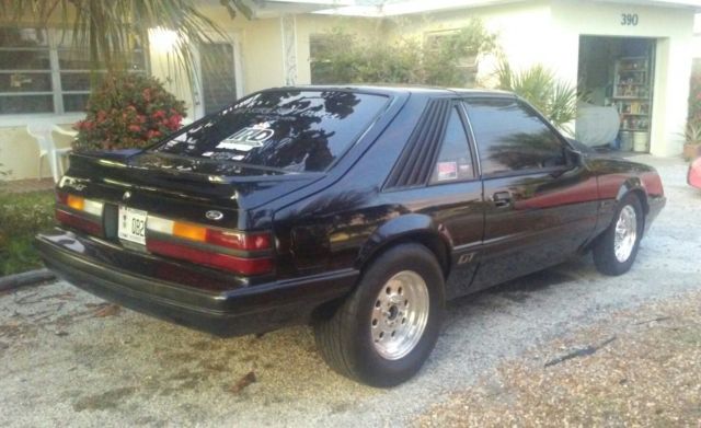 1985 Ford Mustang GT - photo 9