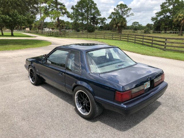 1992 Ford Mustang Coupe LX - photo 2