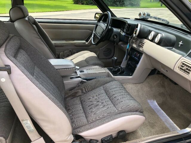 1992 Ford Mustang Coupe LX - photo 6