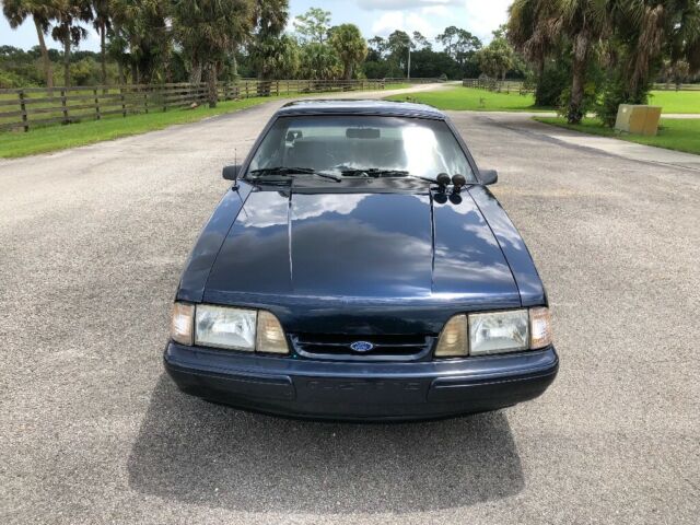 1992 Ford Mustang Coupe LX - photo 8