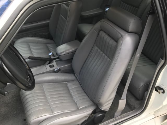 1993 Ford Mustang GT - photo 4