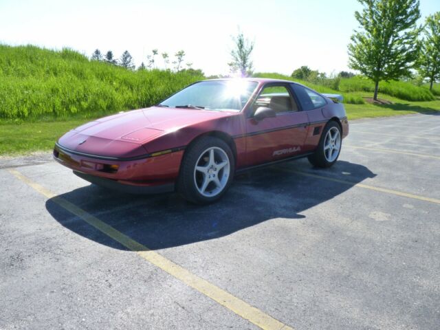 1988 Pontiac Fiero - photo 3