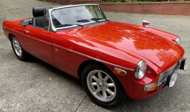 1974 MG MGB - photo 2