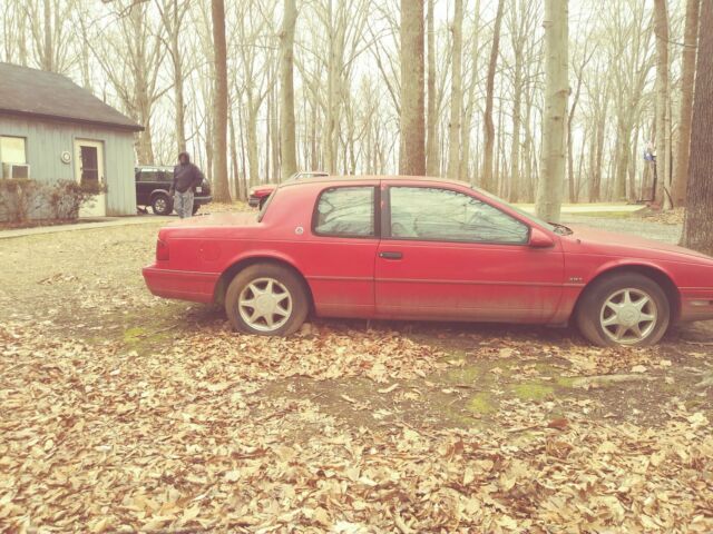 1990 Mercury Cougar XR-7 Sedan 2-Door - photo 6