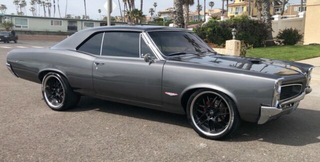 1966 Pontiac GTO - photo 2