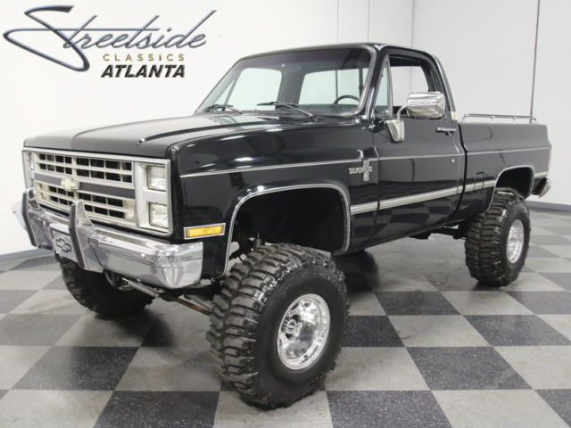 SUPERCLEAN LIFTED K10 4X4, FUELIE 350 V8, 700R4, PWR FRNT DISC/STEER, R134A A/C! 1987 Chevrolet C/K Pickup 1500