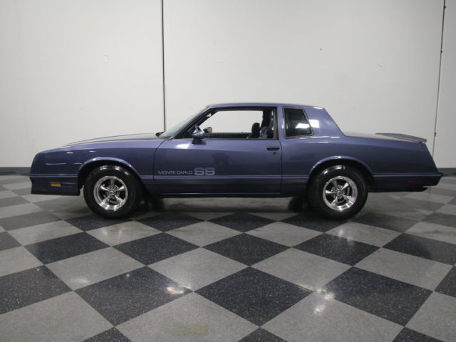 1984 Chevrolet Monte Carlo Base Coupe 2-Door - photo 2