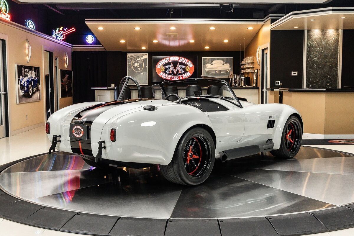 1965 Shelby Cobra Superformance - photo 12