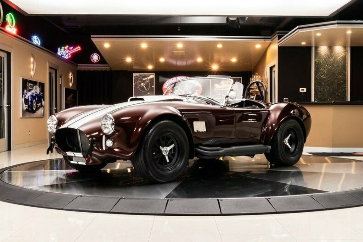 Superformance! Aluminum CSX 427ci FE V8 w/ EFI (641hp) Tremec 5-Speed, Low Miles 1965 Shelby Cobra Superformance