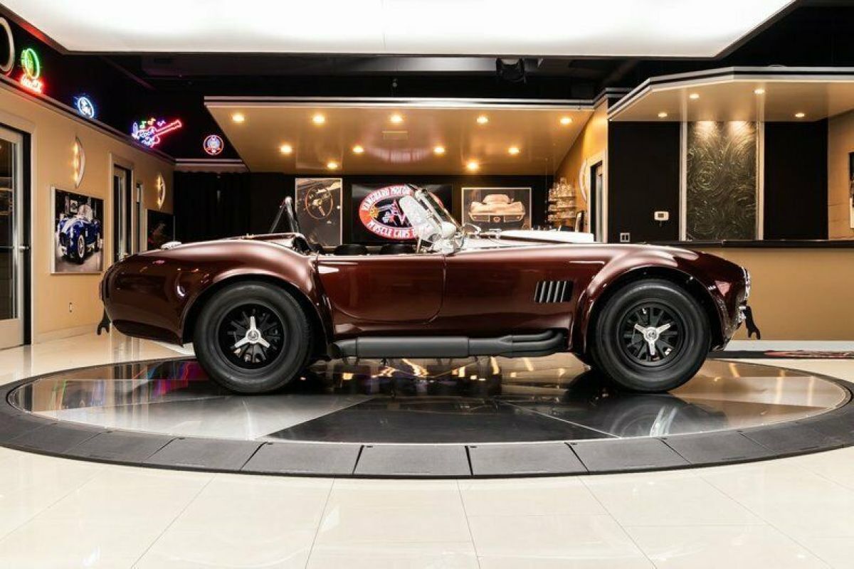 1965 Shelby Cobra Superformance - photo 10